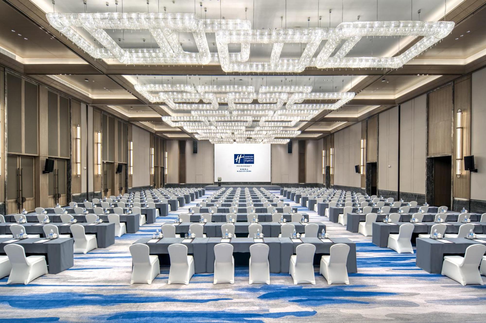 נאנטונג Holiday Inn Express Rugao City Center, An Ihg Hotel מראה חיצוני תמונה